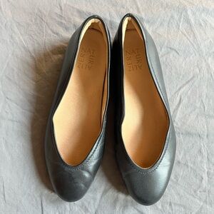 Naturalizer Vivienne flat black leather ballet flats size 8.5 wide